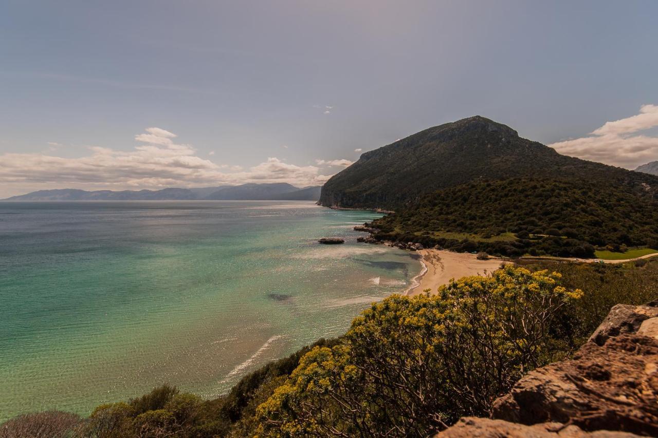 Villa Ginepro Dorgali Luaran gambar